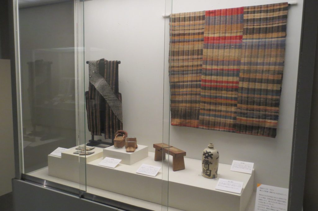 写真：展示風景　企画展　秋田県博50年のあゆみ