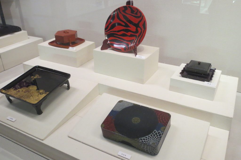 写真：展示風景　企画展　秋田県博50年のあゆみ