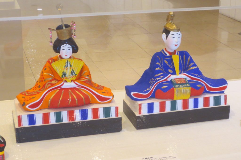 写真：展示風景　ひな人形