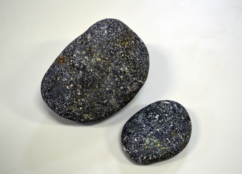 デイサイト質溶結凝灰岩
